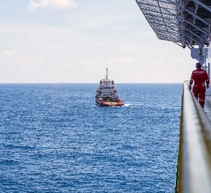 OffShore-shutterstock_1.jpg
